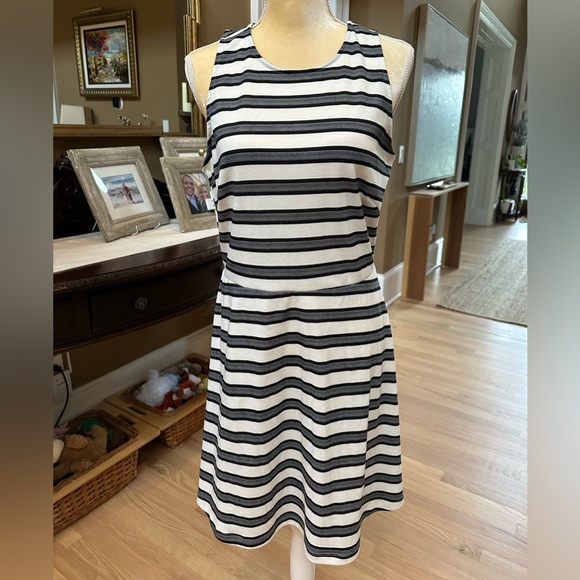 H&M Dresses & Skirts - H&M Black and White Halter Sundress